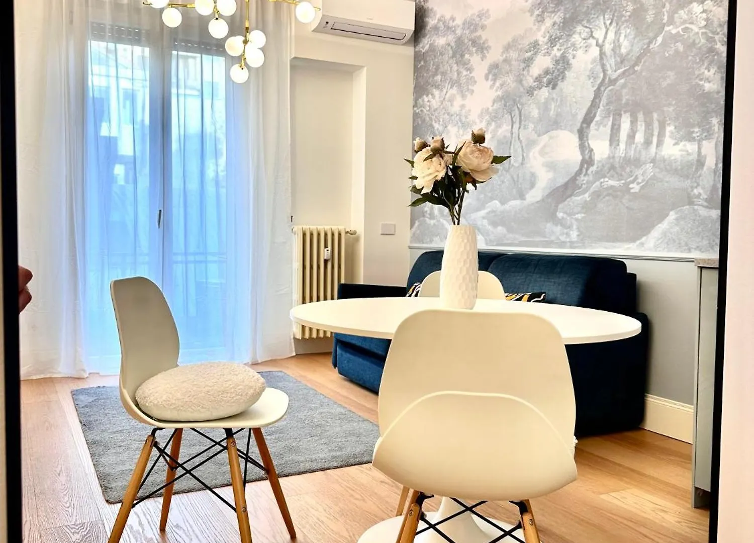 Casa Angelo Design Flat - Central Milan, Porta Venezia, 3 Metro Stops Duomo 0*, Milan